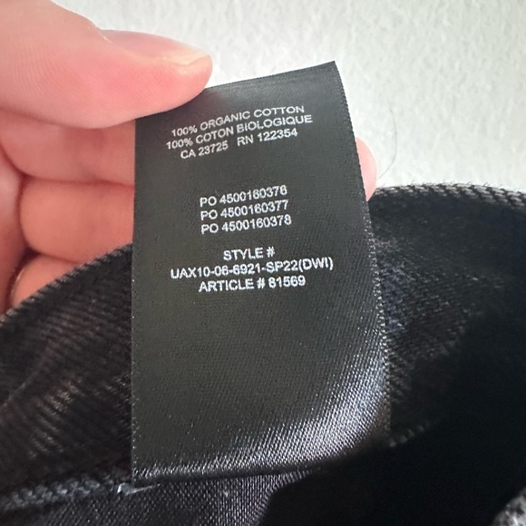 Aritzia Denim Forum Black ‘The Yoko Mid Thigh Short’ Jean Shorts size 23 EUC - Picture 8 of 8